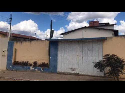 Terreno com Benfeitorias de 200,00m2,Araripina/PE