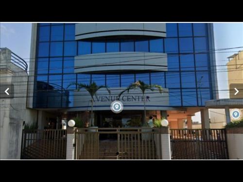 LOTE 97910        Sala Nº 504, Ed. Avenue Center, AVENIDA...