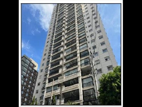 Apartamento      -   - 374,79m2