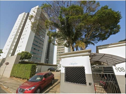 Apartamento à venda em leilão