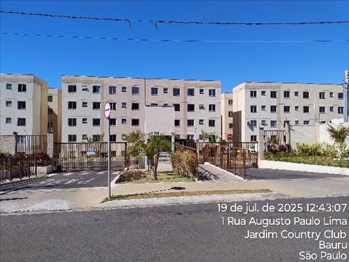 Apartamento      -   - 81,96m2