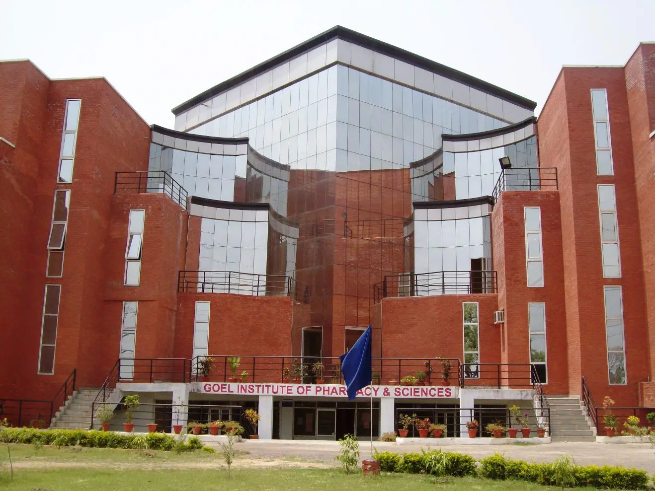 Goel Institute of Pharmacy and Sciences, Lucknow Image