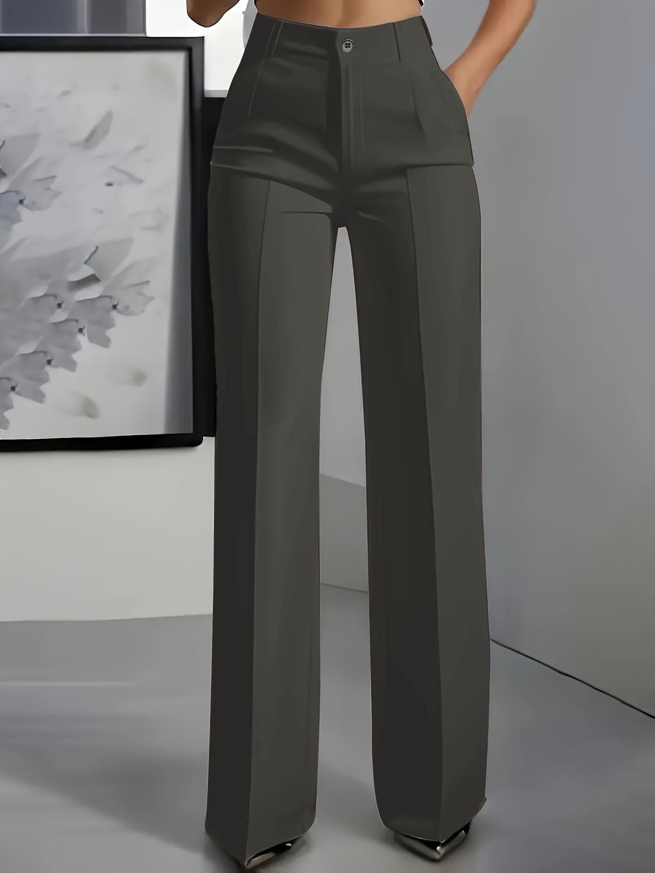 Lavisa - High-Waisted Pleated Pants