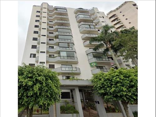 Apartamento à venda em leilão