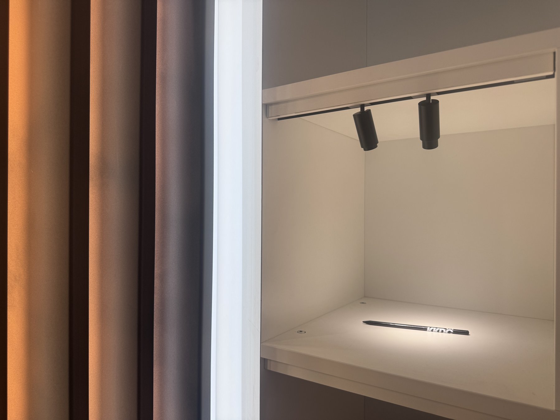 Mini Zoom — in-use, illuminating display shelf