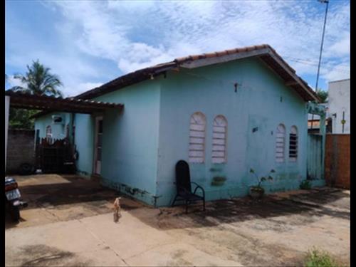 Casa c/ terreno de 444m², Jardim Rondônia em Rondonópolis/MT- Ocupada