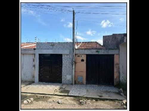 CASA, 70,05 M2 DE ÁREA PRIVATIVA, 237,6M2 DE ÁREA ...