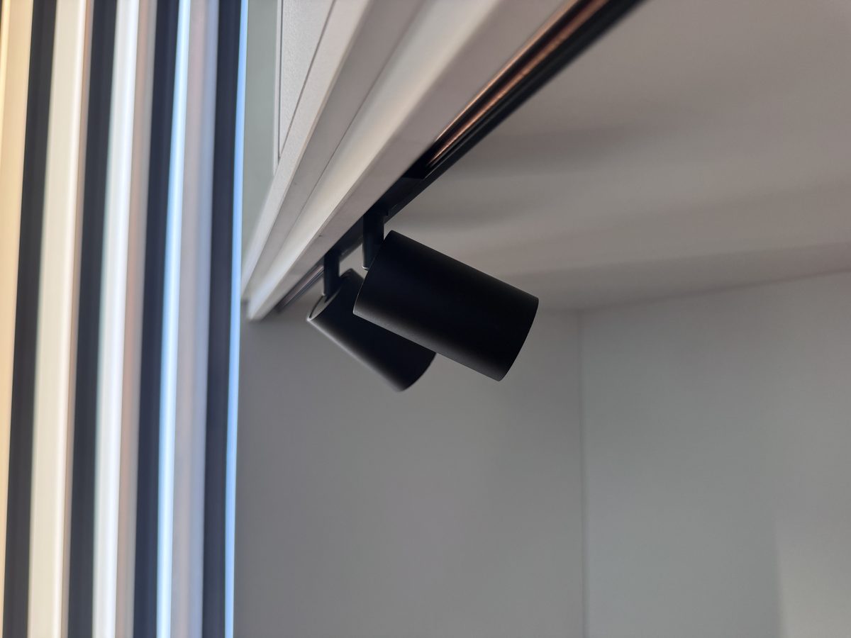 VV Spot 2 — installation context