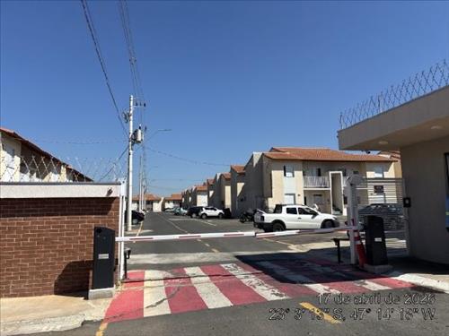 APARTAMENTO, 97,06 M2 DE ÁREA TOTAL, 43,47 M2 DE Á...