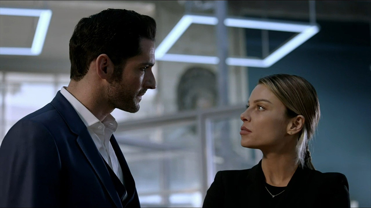 s2ep14-lucifer-tells-chloe-they-are-just-firends