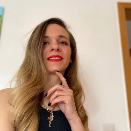 lady's photo