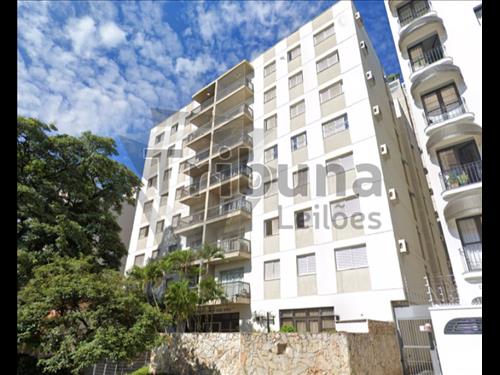 LOTE 001        Apartamento 3 dormitórios e 2 vagas de gar...