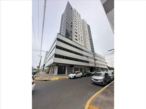 BOX nº 3 c/ 18,02m² (área real privativa de 12,45m² e área de uso comum de 5,57m²), térreo ou 1º pa...