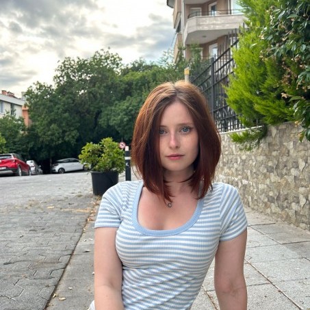 lady's photo
