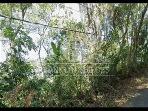 50% TERRENO EM ARUJÁ COM 1.855,90m²
