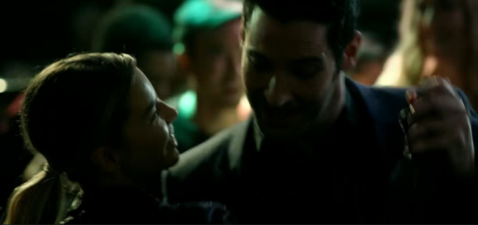 s2ep09-lucifer-and-chloe-dance