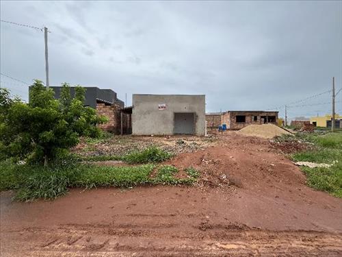 CASA, 49,43 M2 DE ÁREA TOTAL,
49,43 M2 DE ÁREA PRI