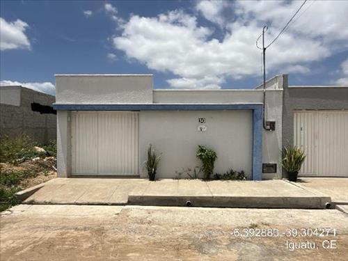 Casa             -   - 66,85m2