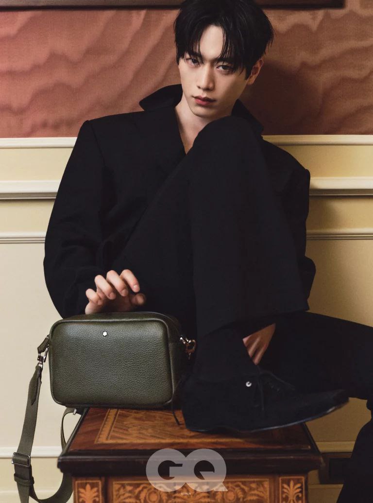 Magazine Issue. Seo Kang Joon Magazine Issue. Seo Kang Joon