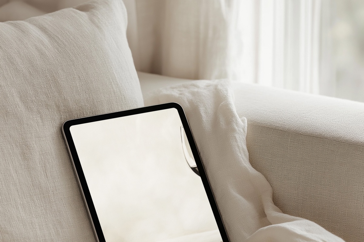 Minimal Wine Glass Elegance iPad wallpaper in soft tones