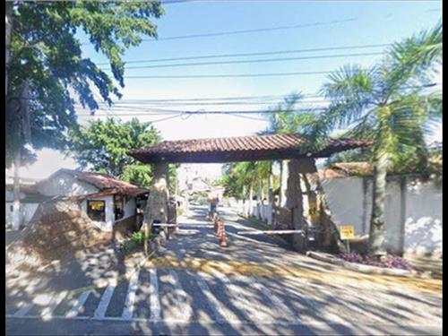 LOTE 172 DA QUADRA D, LOTEAMENTO 171, CONDOMÍNIO ELISA LAKE BEACH (RUA IRINEU FERREIRA PINTO, n° 37...