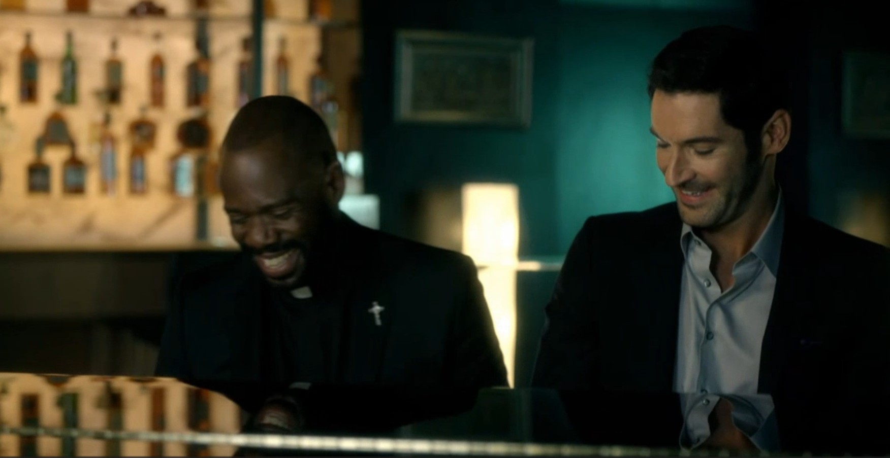 s1ep09-lucifer-father-frank-play-piano