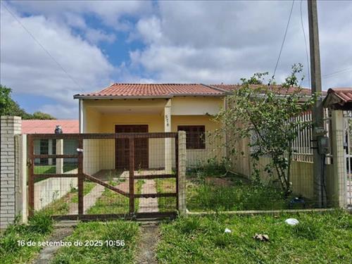 Casa c/ 76,48m², terreno c/ 150m²