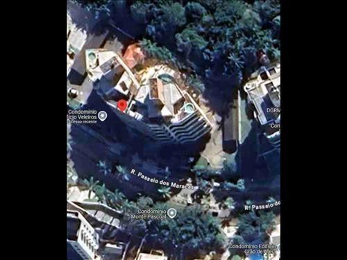 APARTAMENTO SOB Nº 52 (DUPLEX), localizado no 5º andar ou 6º Pavimento, do EDIFICIO VELEIROS, situa...