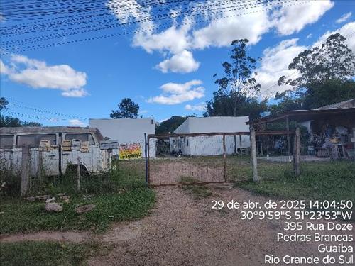 Casa, 99,84 m2 de área total, 39,32 m2 de área pri...