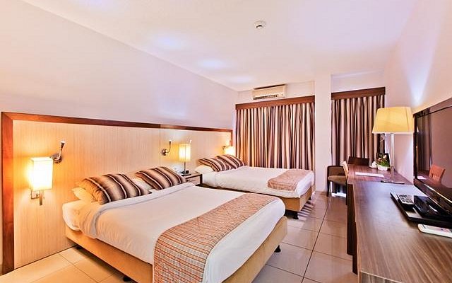 Image van  Queens Hotel 4.jpg
