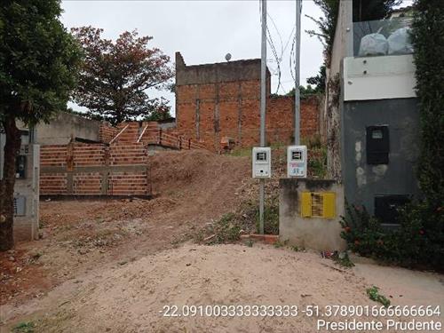 Terreno          -   - 126,00m2