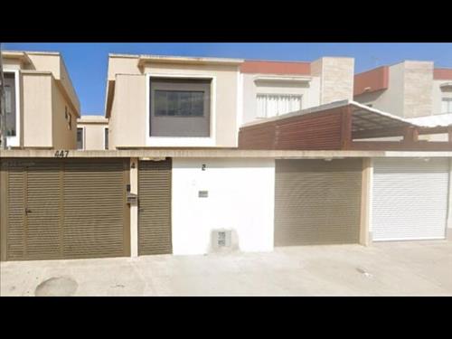 Fração de 50% de Casa de 178,24 m2,Rio das Ostras/RJ