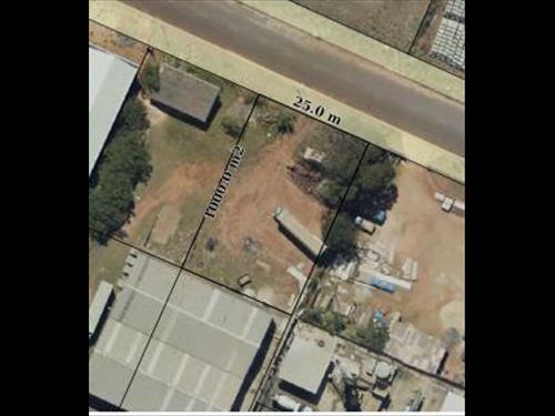 Imóvel Urbano sem benfeitorias, com área de 1.000,14m². Localizado em Umuarama/PR.