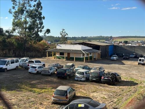 LOTE 001        TERRENO DE 6.106,40 M² NO COMPLEXO INDUSTR...