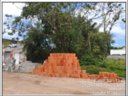 Terreno          -   - 360,00m2