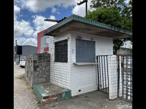Predio situado na Avenida Cruz das Armas, João Pessoa/PB