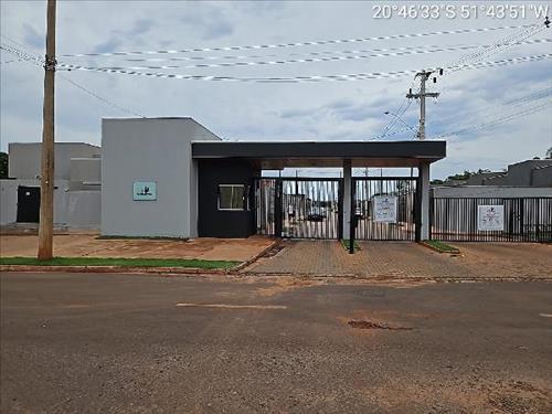 Casa             -   - 75,60m2