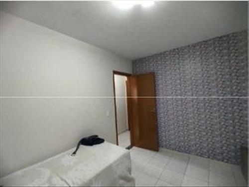 IMÓVEL RESIDENCIAL COM TERRENO DE 115m² NA Av. 48, Nº 1022 - RIO CLARO/SP