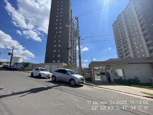 Apartamento      -   - 92,90m2