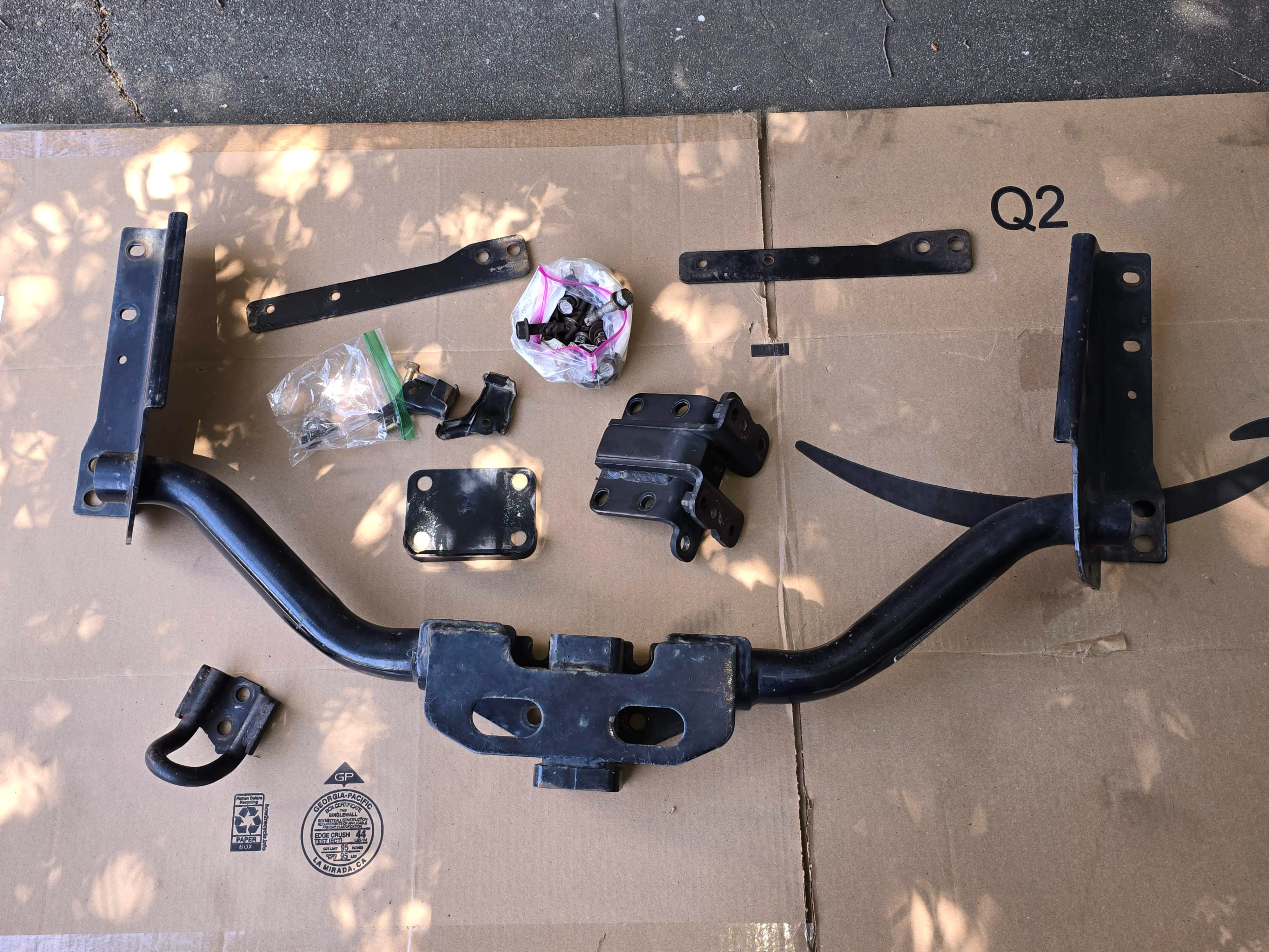4Runner_V8_towHitch_rotate.jpg