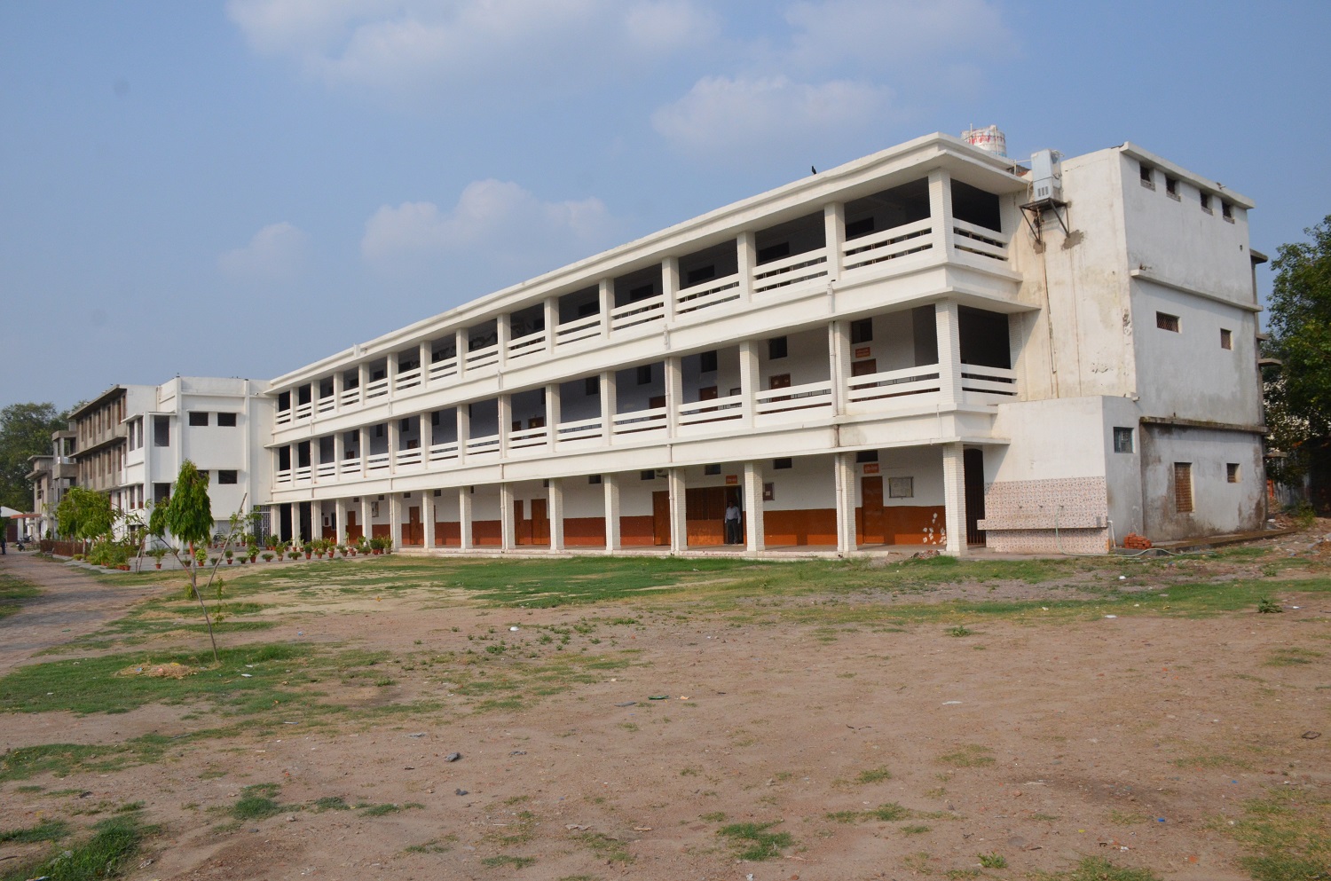 D.A.V. Degree College, Lucknow Image