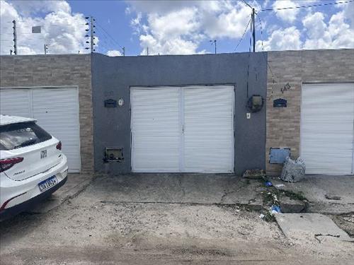 Casa  -   - 74,00m2