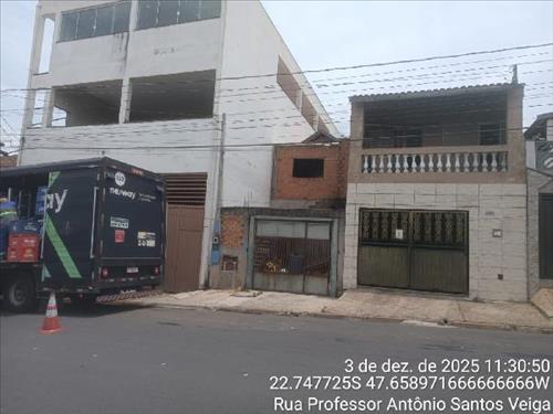 Casa             -   - 30,00m2