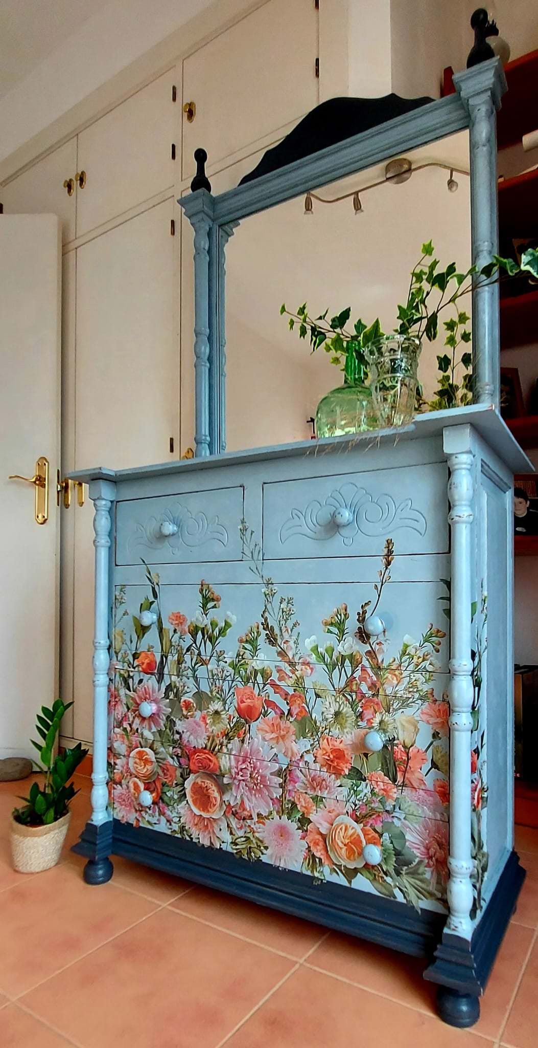 CÓMODA JARDÍN DE CARMEN 🌿
