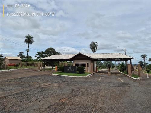 Casa             -   - 1.442,69m2