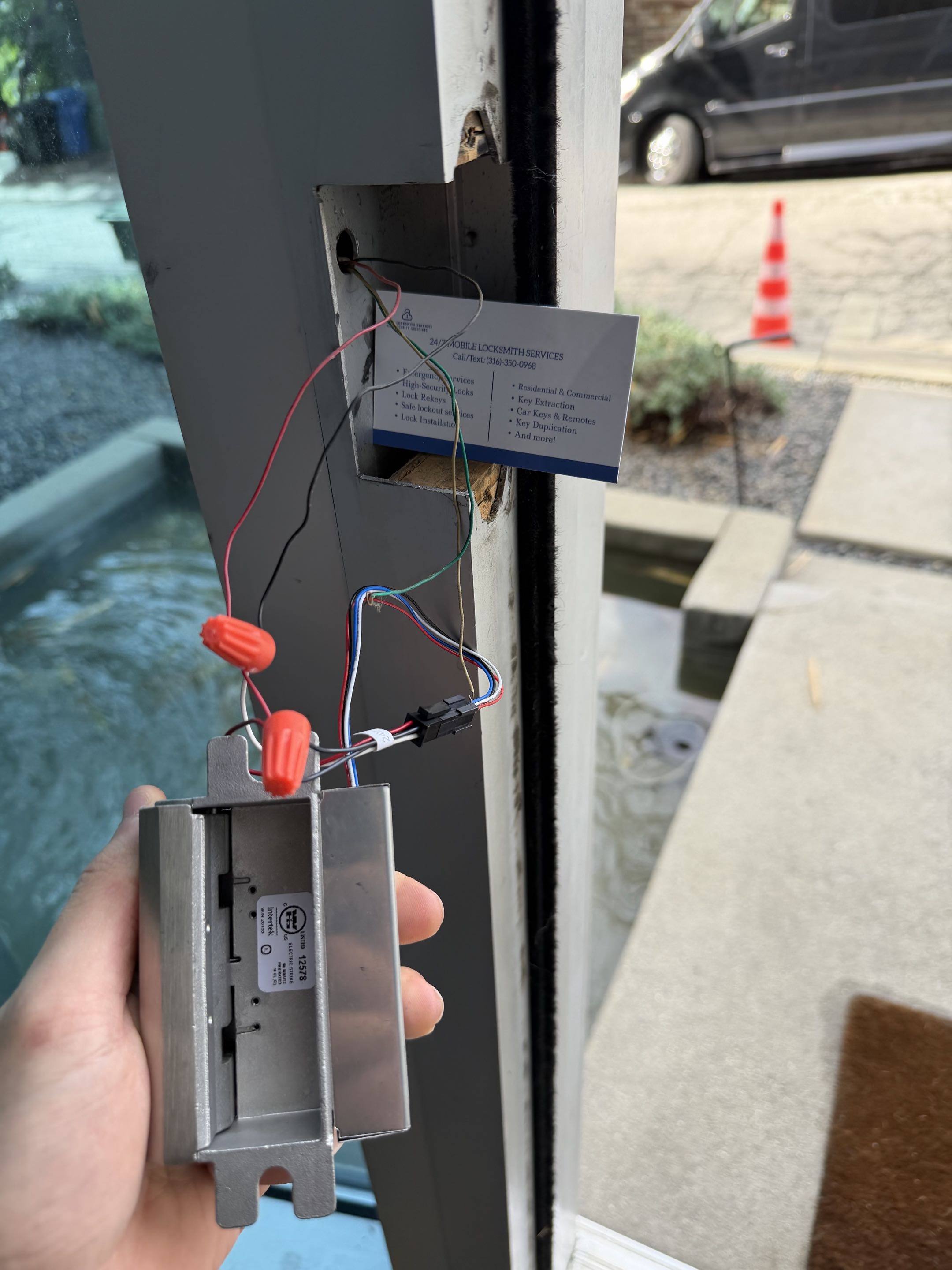 Electric strike installation
