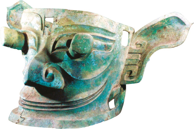 Bronze Mask. Late Shang dynasty. Width 134 cm. Sanxingdui Museum, Guanghan, Sichuan. Excavated in 1986.