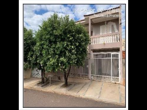 Casa  -   - 235,62m2