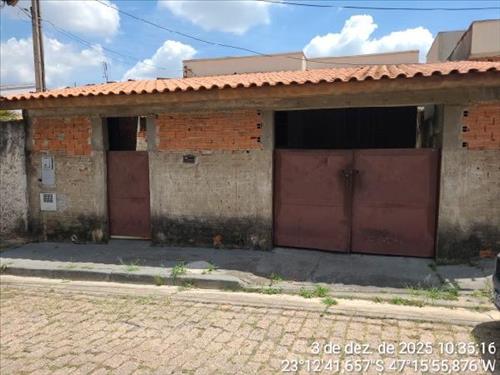 Prédio           -   - 88,55m2