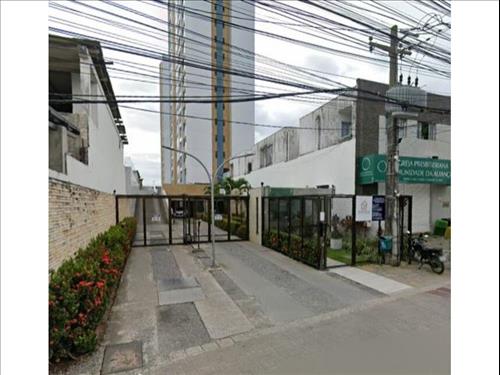 Apartamento à venda em leilão